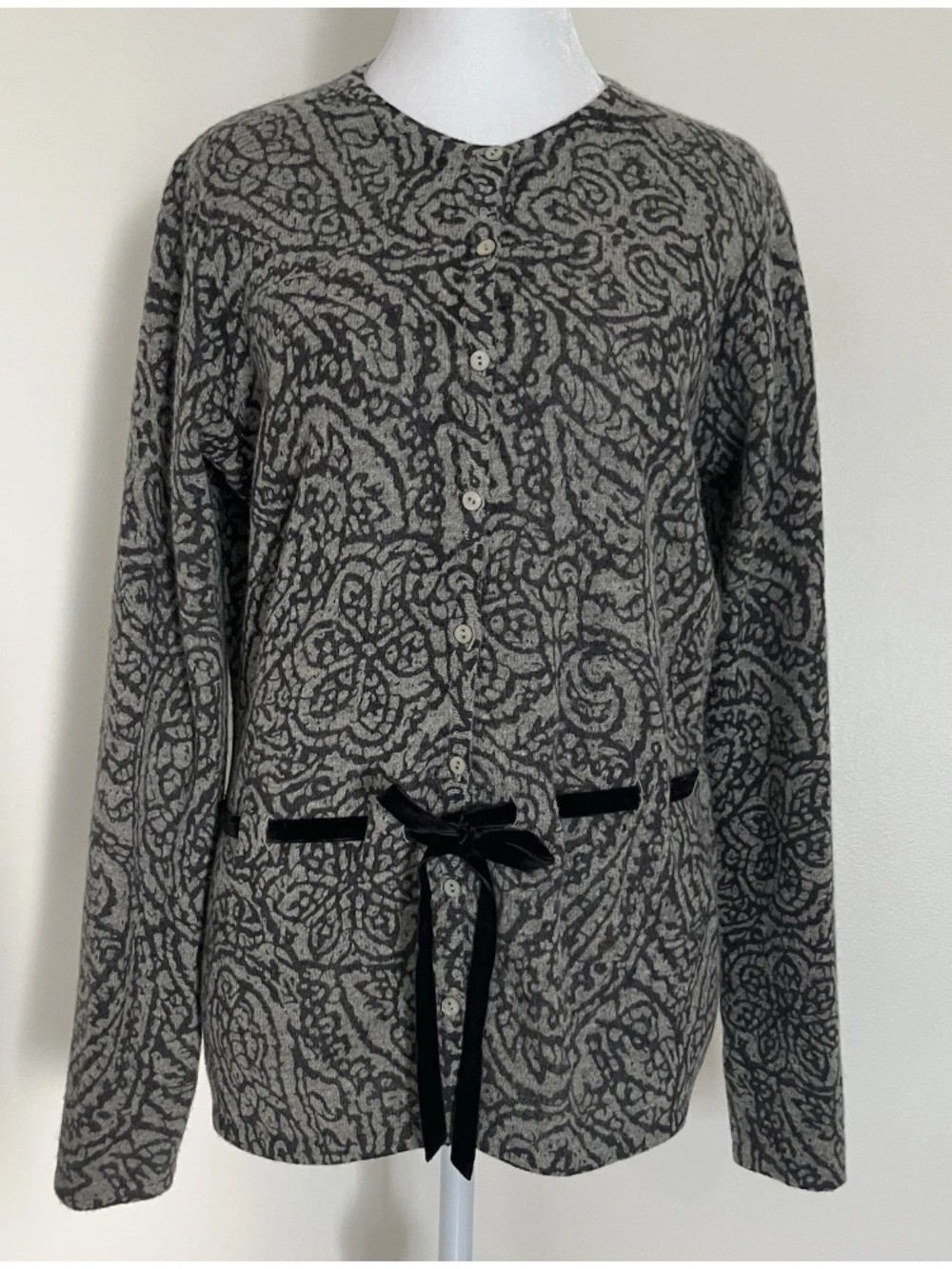 Sarah Spencer Gray and Black Patterned Cardigan Sweater